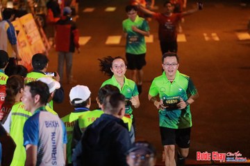 BƯỚC CHẠY CHÀO XUÂN THÀNH PHỐ QUẢNG NGÃI 2024 - Ảnh #1247586