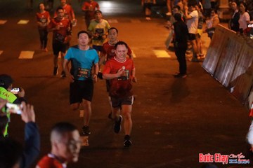 BƯỚC CHẠY CHÀO XUÂN THÀNH PHỐ QUẢNG NGÃI 2024 - Ảnh #1246705