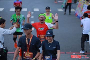 BƯỚC CHẠY CHÀO XUÂN THÀNH PHỐ QUẢNG NGÃI 2024 - Ảnh #1251899