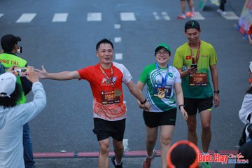 BƯỚC CHẠY CHÀO XUÂN THÀNH PHỐ QUẢNG NGÃI 2024 - Ảnh #1251670