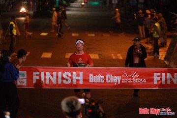 BƯỚC CHẠY CHÀO XUÂN THÀNH PHỐ QUẢNG NGÃI 2024 - Ảnh #1240652