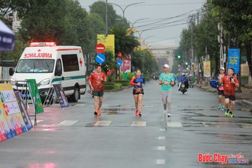 BƯỚC CHẠY CHÀO XUÂN THÀNH PHỐ QUẢNG NGÃI 2024 - Ảnh #1237383