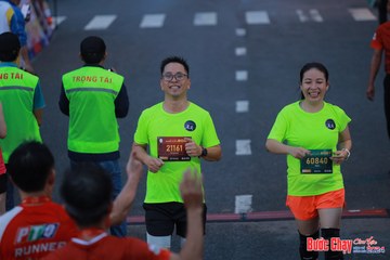 BƯỚC CHẠY CHÀO XUÂN THÀNH PHỐ QUẢNG NGÃI 2024 - Ảnh #1251009