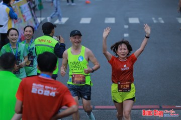 BƯỚC CHẠY CHÀO XUÂN THÀNH PHỐ QUẢNG NGÃI 2024 - Ảnh #1251806