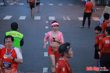 BƯỚC CHẠY CHÀO XUÂN THÀNH PHỐ QUẢNG NGÃI 2024 - Ảnh #1251045