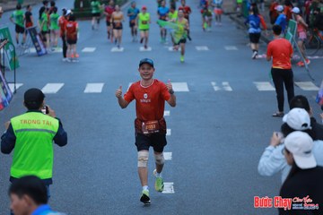 BƯỚC CHẠY CHÀO XUÂN THÀNH PHỐ QUẢNG NGÃI 2024 - Ảnh #1251715