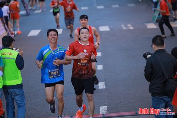BƯỚC CHẠY CHÀO XUÂN THÀNH PHỐ QUẢNG NGÃI 2024 - Ảnh #1250777