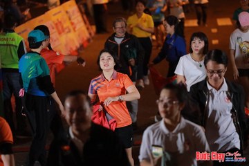 BƯỚC CHẠY CHÀO XUÂN THÀNH PHỐ QUẢNG NGÃI 2024 - Ảnh #1240345