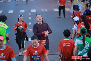 BƯỚC CHẠY CHÀO XUÂN THÀNH PHỐ QUẢNG NGÃI 2024 - Ảnh #1250966