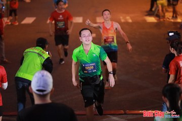 BƯỚC CHẠY CHÀO XUÂN THÀNH PHỐ QUẢNG NGÃI 2024 - Ảnh #1249337