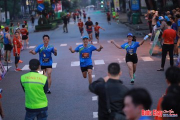 BƯỚC CHẠY CHÀO XUÂN THÀNH PHỐ QUẢNG NGÃI 2024 - Ảnh #1250409
