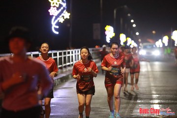 BƯỚC CHẠY CHÀO XUÂN THÀNH PHỐ QUẢNG NGÃI 2024 - Ảnh #1236176