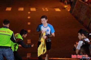BƯỚC CHẠY CHÀO XUÂN THÀNH PHỐ QUẢNG NGÃI 2024 - Ảnh #1240879