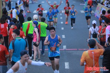 BƯỚC CHẠY CHÀO XUÂN THÀNH PHỐ QUẢNG NGÃI 2024 - Ảnh #1220686