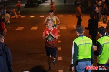 BƯỚC CHẠY CHÀO XUÂN THÀNH PHỐ QUẢNG NGÃI 2024 - Ảnh #1242384