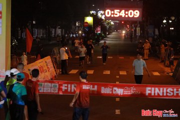 BƯỚC CHẠY CHÀO XUÂN THÀNH PHỐ QUẢNG NGÃI 2024 - Ảnh #1239165
