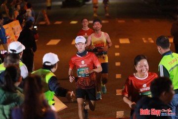 BƯỚC CHẠY CHÀO XUÂN THÀNH PHỐ QUẢNG NGÃI 2024 - Ảnh #1243796