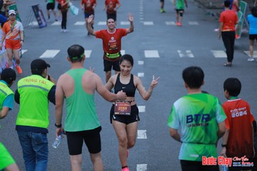BƯỚC CHẠY CHÀO XUÂN THÀNH PHỐ QUẢNG NGÃI 2024 - Ảnh #1251816