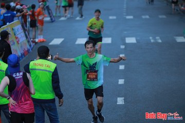 BƯỚC CHẠY CHÀO XUÂN THÀNH PHỐ QUẢNG NGÃI 2024 - Ảnh #1251171