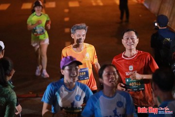 BƯỚC CHẠY CHÀO XUÂN THÀNH PHỐ QUẢNG NGÃI 2024 - Ảnh #1245566
