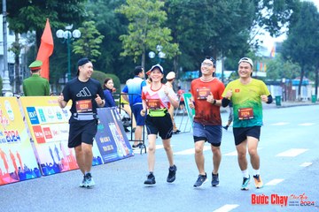 BƯỚC CHẠY CHÀO XUÂN THÀNH PHỐ QUẢNG NGÃI 2024 - Ảnh #1232457