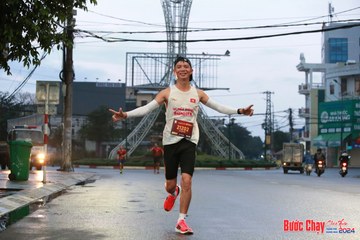 BƯỚC CHẠY CHÀO XUÂN THÀNH PHỐ QUẢNG NGÃI 2024 - Ảnh #1230380