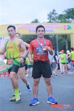BƯỚC CHẠY CHÀO XUÂN THÀNH PHỐ QUẢNG NGÃI 2024 - Ảnh #1221091