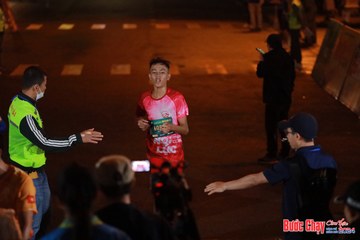 BƯỚC CHẠY CHÀO XUÂN THÀNH PHỐ QUẢNG NGÃI 2024 - Ảnh #1240813