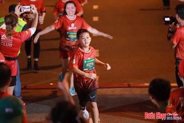 BƯỚC CHẠY CHÀO XUÂN THÀNH PHỐ QUẢNG NGÃI 2024 - Ảnh #1248846
