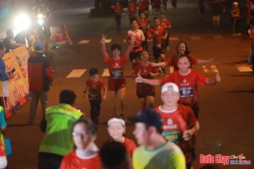 BƯỚC CHẠY CHÀO XUÂN THÀNH PHỐ QUẢNG NGÃI 2024 - Ảnh #1248830