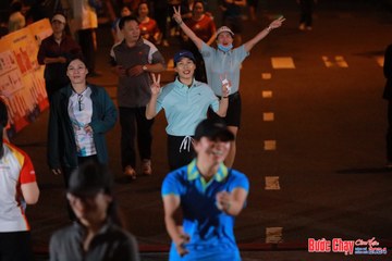 BƯỚC CHẠY CHÀO XUÂN THÀNH PHỐ QUẢNG NGÃI 2024 - Ảnh #1240119