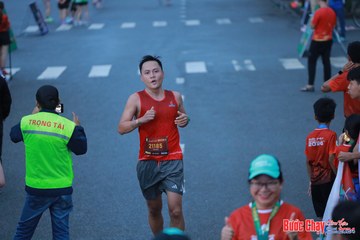 BƯỚC CHẠY CHÀO XUÂN THÀNH PHỐ QUẢNG NGÃI 2024 - Ảnh #1251144