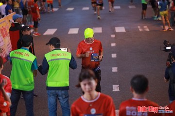 BƯỚC CHẠY CHÀO XUÂN THÀNH PHỐ QUẢNG NGÃI 2024 - Ảnh #1250049