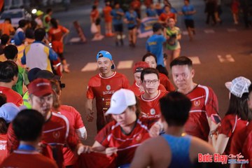BƯỚC CHẠY CHÀO XUÂN THÀNH PHỐ QUẢNG NGÃI 2024 - Ảnh #1249633