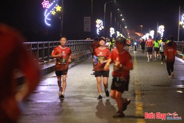 BƯỚC CHẠY CHÀO XUÂN THÀNH PHỐ QUẢNG NGÃI 2024 - Ảnh #1232855