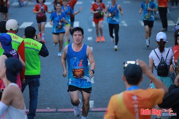 BƯỚC CHẠY CHÀO XUÂN THÀNH PHỐ QUẢNG NGÃI 2024 - Ảnh #1251301