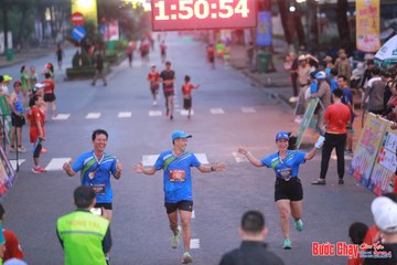 BƯỚC CHẠY CHÀO XUÂN THÀNH PHỐ QUẢNG NGÃI 2024 - Ảnh #1220513