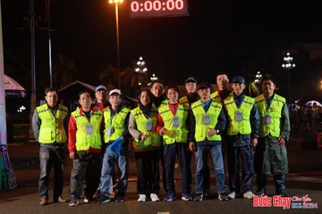 BƯỚC CHẠY CHÀO XUÂN THÀNH PHỐ QUẢNG NGÃI 2024 - Ảnh #1212913