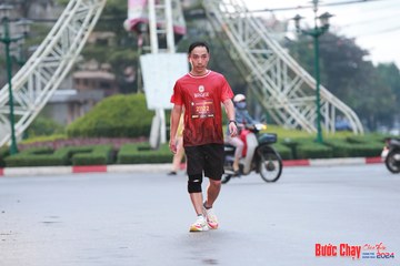 BƯỚC CHẠY CHÀO XUÂN THÀNH PHỐ QUẢNG NGÃI 2024 - Ảnh #1230720