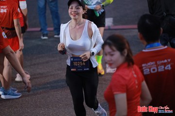 BƯỚC CHẠY CHÀO XUÂN THÀNH PHỐ QUẢNG NGÃI 2024 - Ảnh #1250299