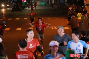 BƯỚC CHẠY CHÀO XUÂN THÀNH PHỐ QUẢNG NGÃI 2024 - Ảnh #1245936