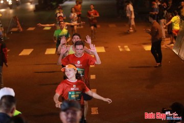 BƯỚC CHẠY CHÀO XUÂN THÀNH PHỐ QUẢNG NGÃI 2024 - Ảnh #1245421