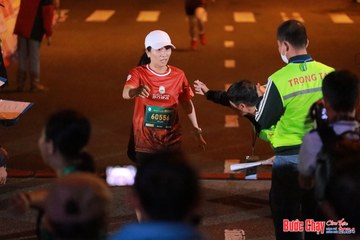 BƯỚC CHẠY CHÀO XUÂN THÀNH PHỐ QUẢNG NGÃI 2024 - Ảnh #1242216