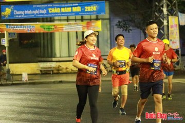 BƯỚC CHẠY CHÀO XUÂN THÀNH PHỐ QUẢNG NGÃI 2024 - Ảnh #1222941