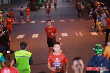 BƯỚC CHẠY CHÀO XUÂN THÀNH PHỐ QUẢNG NGÃI 2024 - Ảnh #1249713