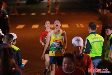 BƯỚC CHẠY CHÀO XUÂN THÀNH PHỐ QUẢNG NGÃI 2024 - Ảnh #1243832