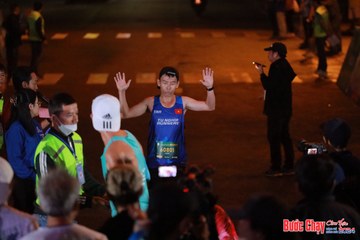 BƯỚC CHẠY CHÀO XUÂN THÀNH PHỐ QUẢNG NGÃI 2024 - Ảnh #1240847