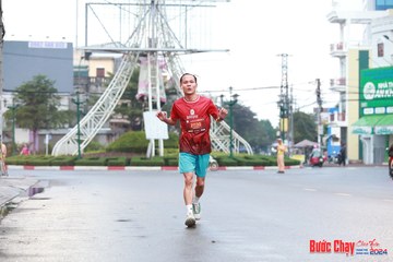 BƯỚC CHẠY CHÀO XUÂN THÀNH PHỐ QUẢNG NGÃI 2024 - Ảnh #1230612