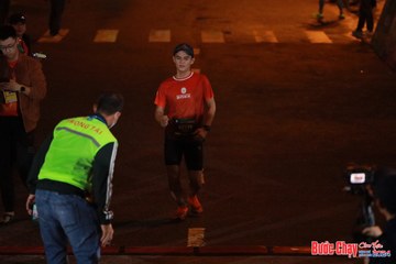 BƯỚC CHẠY CHÀO XUÂN THÀNH PHỐ QUẢNG NGÃI 2024 - Ảnh #1240893