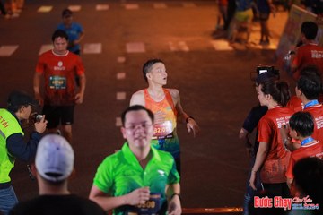 BƯỚC CHẠY CHÀO XUÂN THÀNH PHỐ QUẢNG NGÃI 2024 - Ảnh #1249342